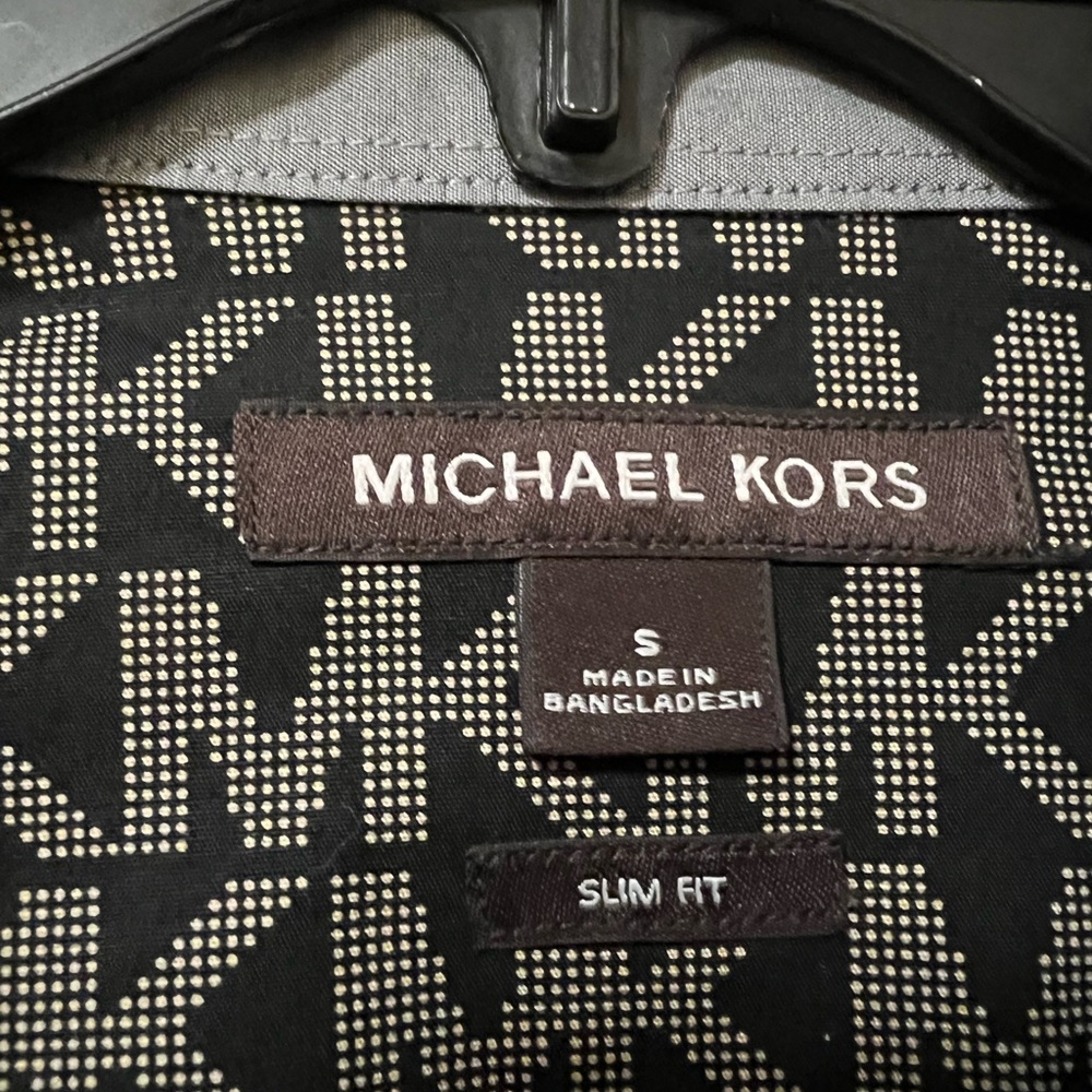 Michael Kors Black / Tan Button Down All Over Logo Men’s S Slim Fit NWT $128.00 - Picture 4 of 10